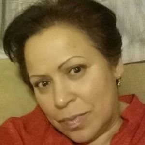 Meet your Posher, Nitza